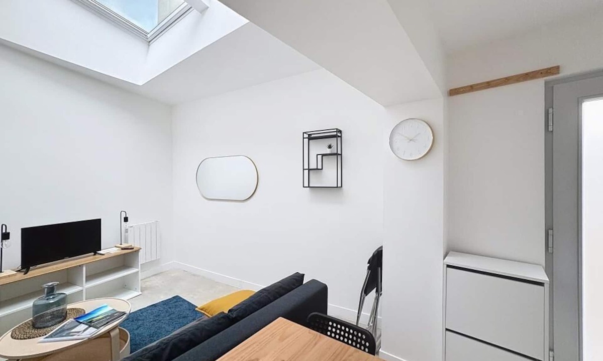 Sablon - Trudaine Apartment | Fully-equipped 4-person station apartment N2