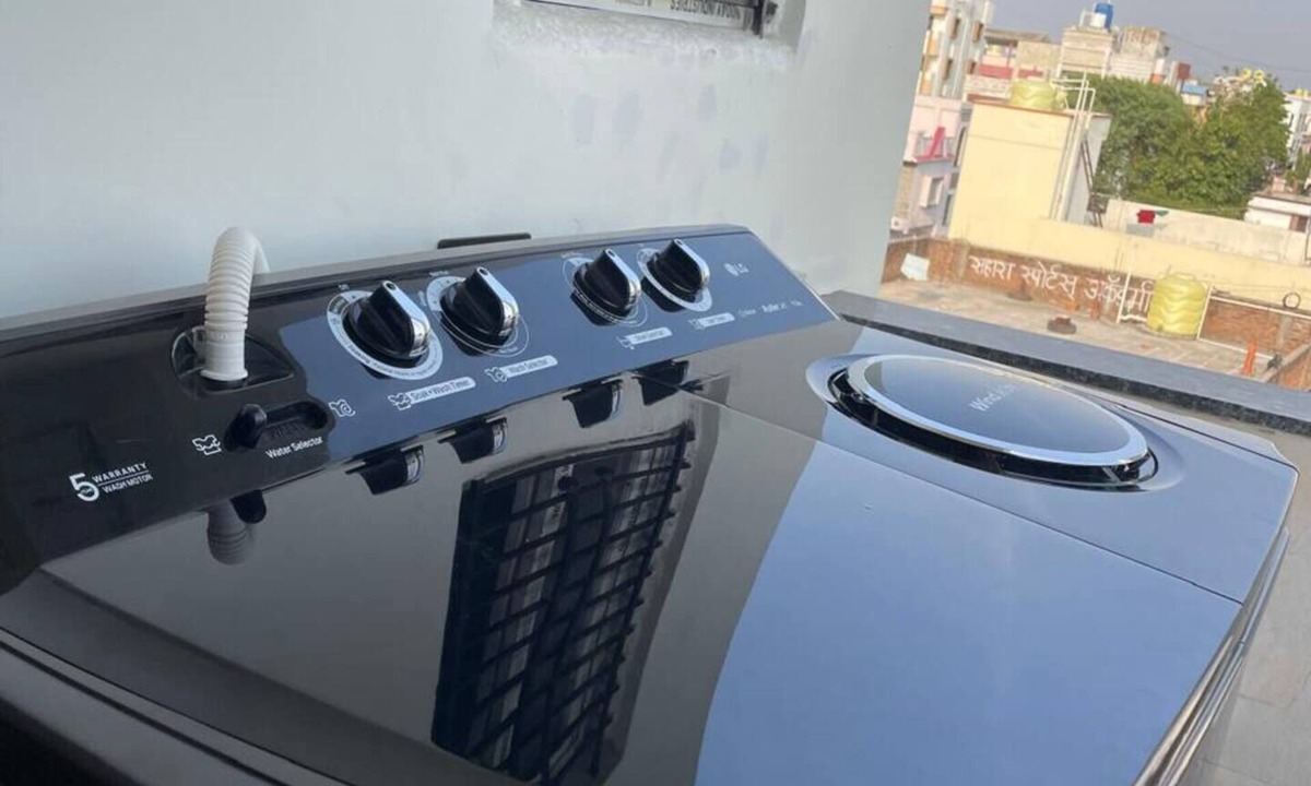 Nagpur House | Fully Equipped Kitchen Home