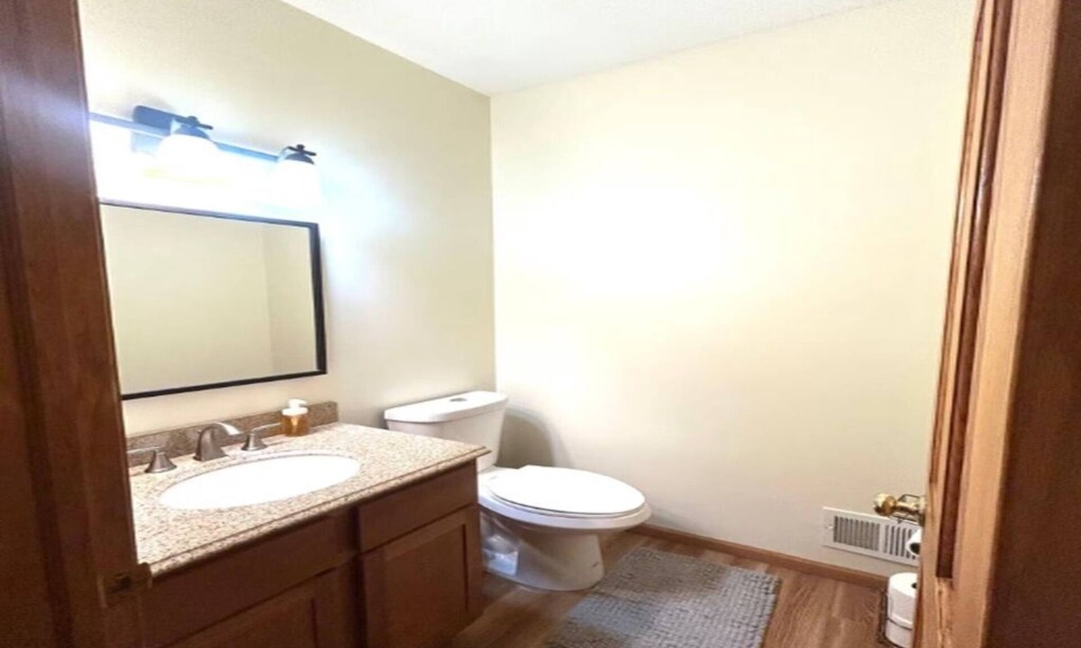 Longfellow House | Fully Equipped Modern 4BR in the Heart of Minneapolis