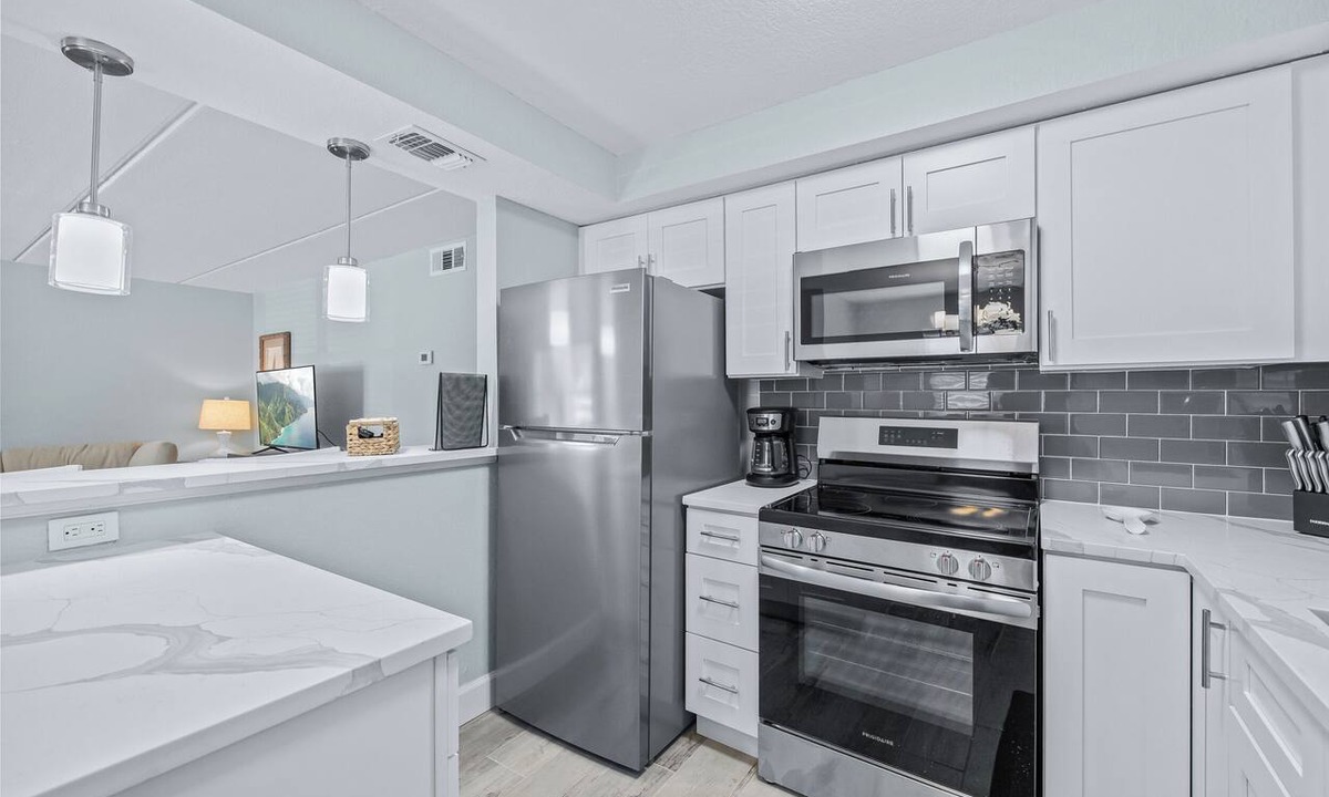 North Redington Beach Condo | Fully renovated 2 bedroom 2 bath condo N Redington Beach