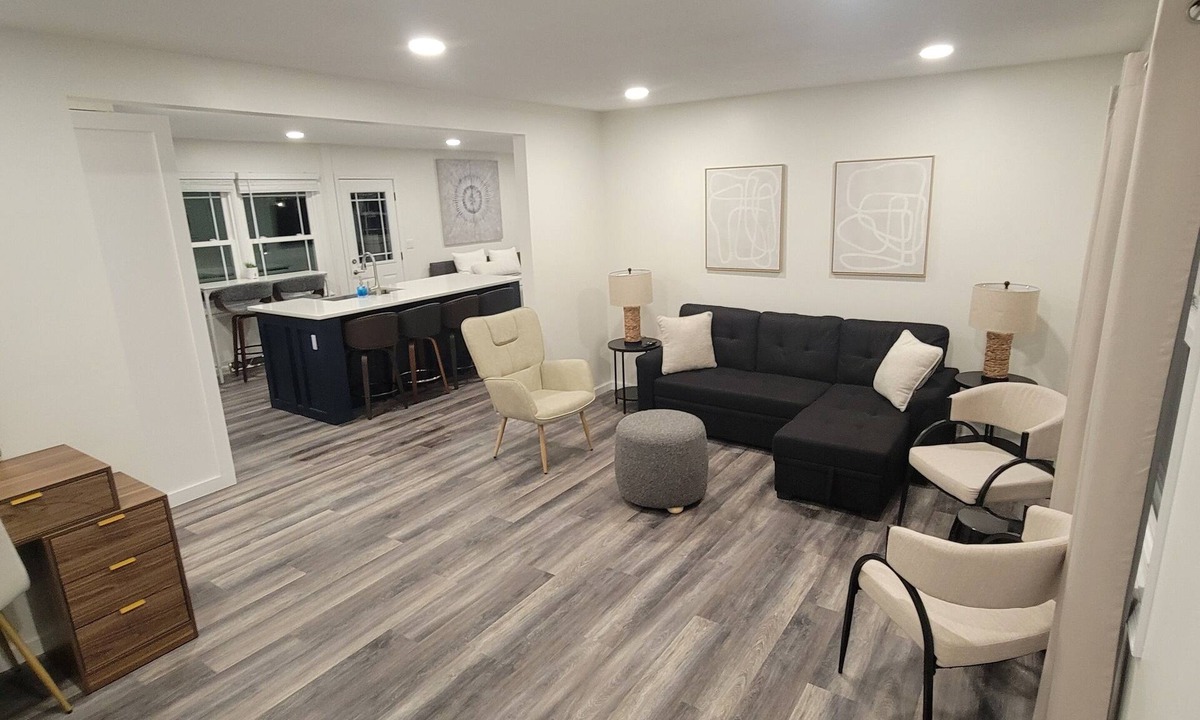 Bloomington House | Fully Renovated 2-bedroom house on Bloomington's Westside. Close to Campus