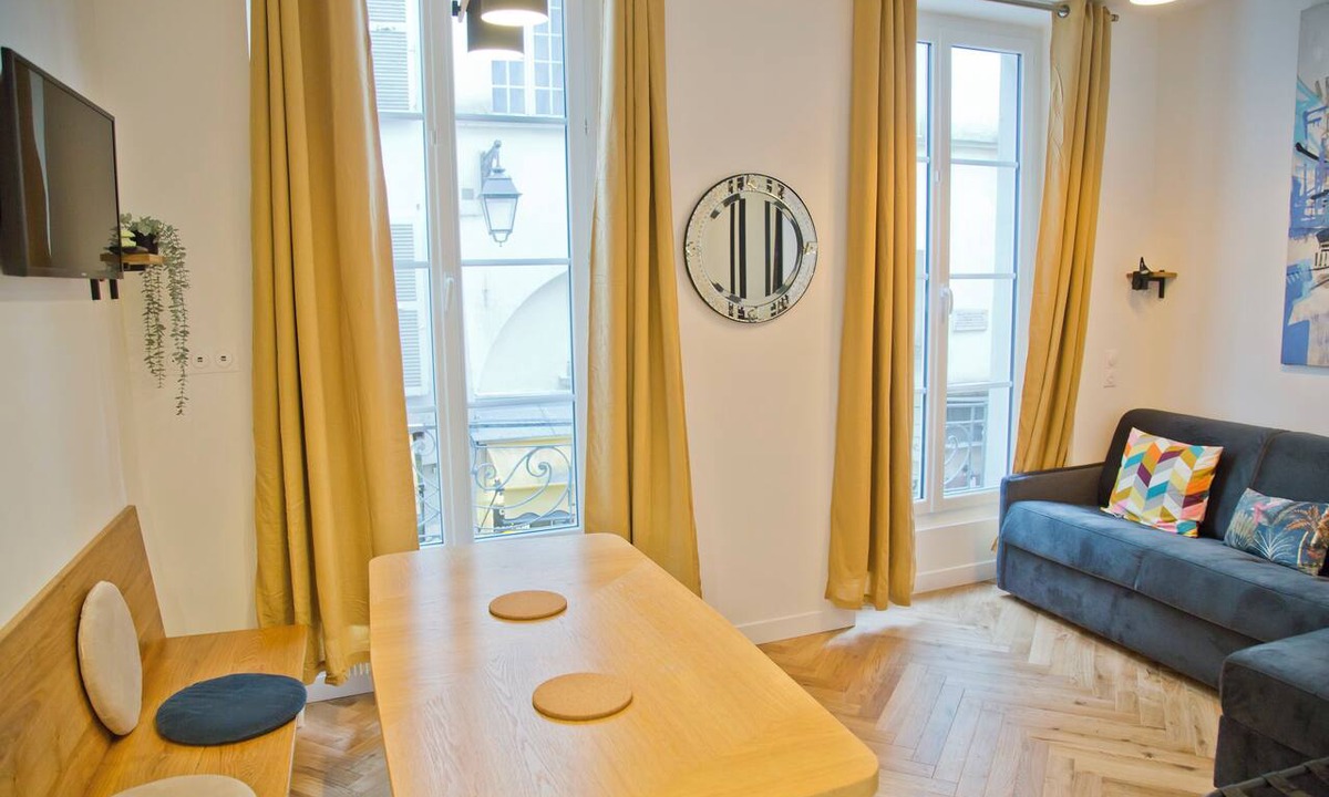 5th Arrondissement Apartment | Fully Renovated Historic Apt in Heart Mouffetard 5th