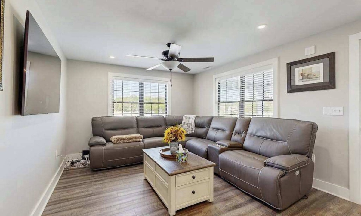 Dagsboro House | Fully renovated ranch home with large patio and firepit