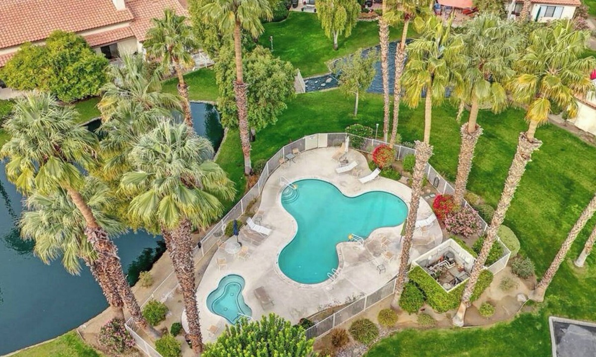 Park Palms Condo | Fully Updated And Centrally Located