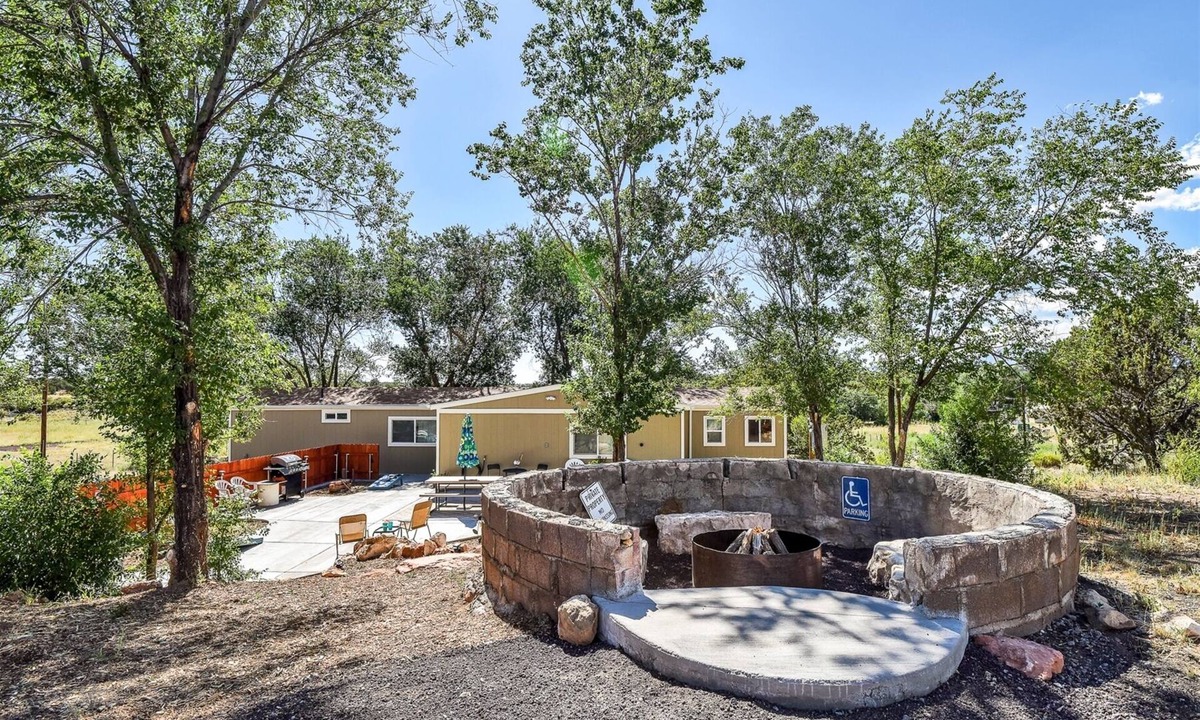 Winona House | Fun, Fun, Fun! Great Value! Amazing Fire-Pit, Hot Tub, Views!