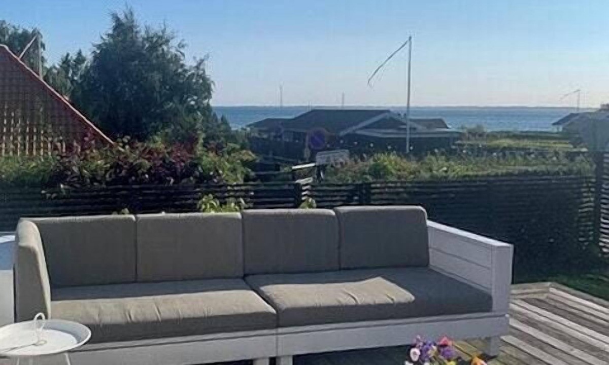 Hejsager Strand House | Functionalist house only 100 steps to the beach