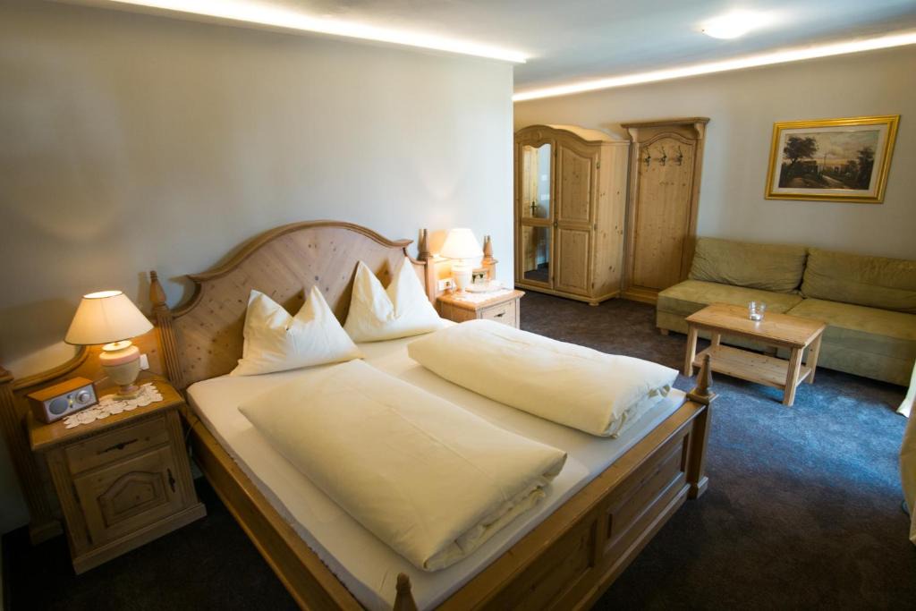 Tirolo Ski Chalet | Furggerhof