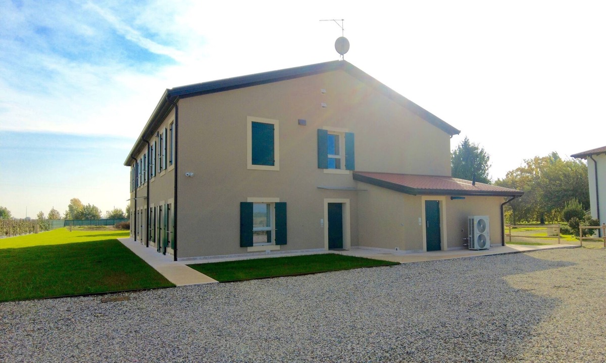 Villafranca di Verona Apartment | Furnace Court - The Writer