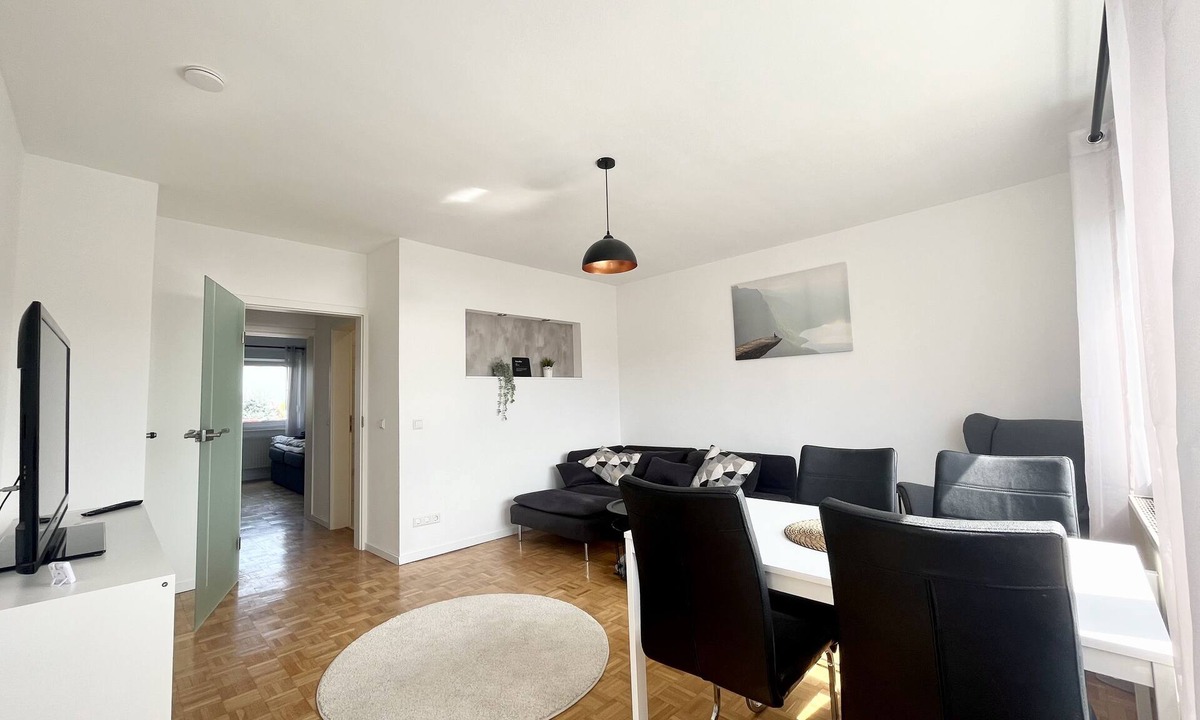 Bruhl Apartment | Furnished living between Mannheim and Heidelberg