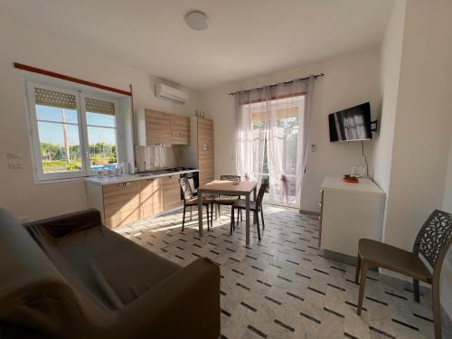 Fuscaldo Apartment | Fuscaldoapartment - Alyssa