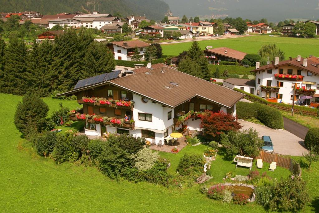 Schlitters Apartment | Gästehaus Wildauer