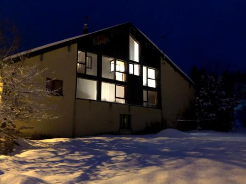 Les Piards House | Gîte comme à la maison -12 pers- La Cabiote