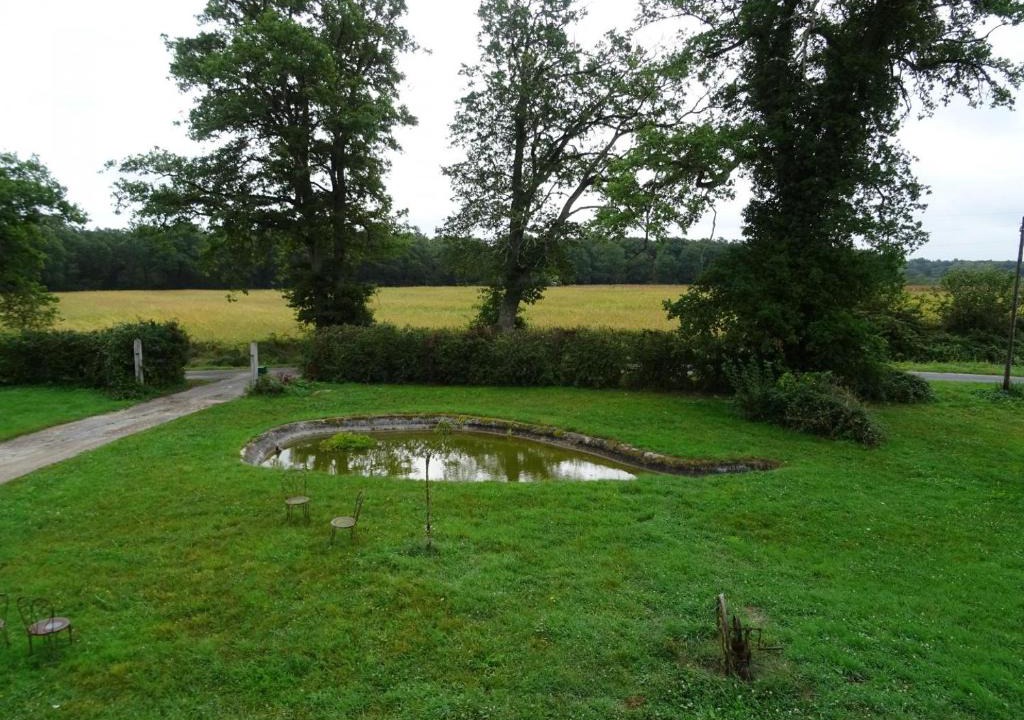 Dhuizon House | Gîte de La Ronce