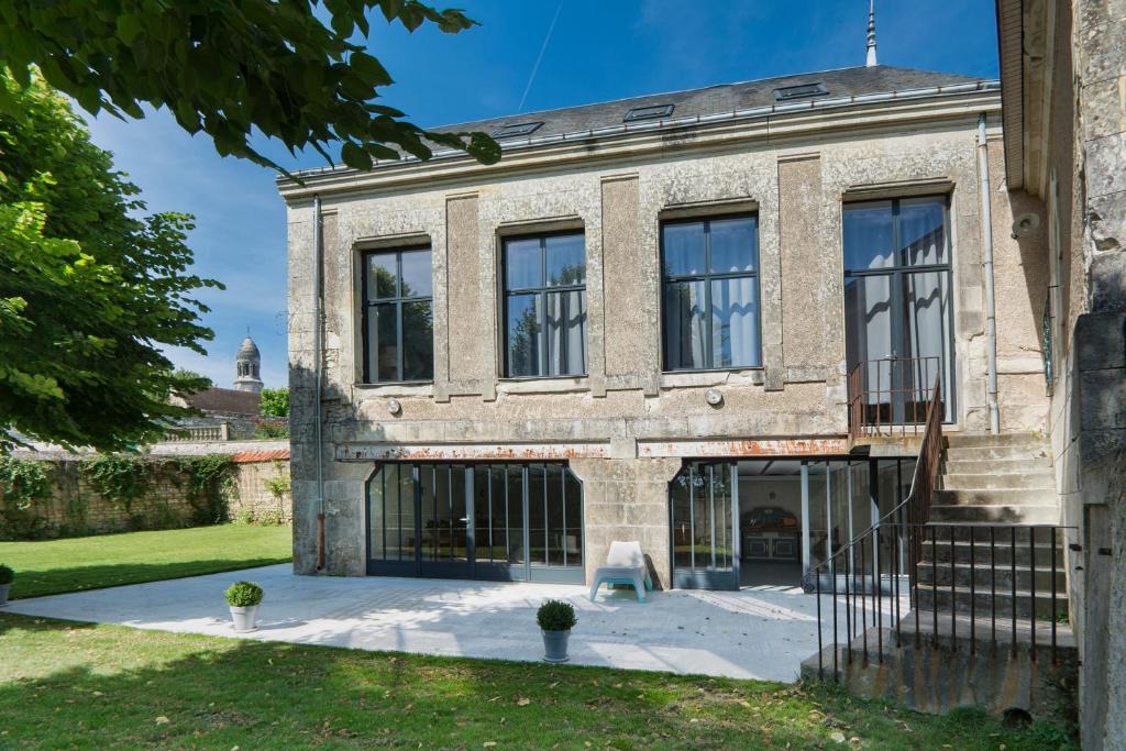 Les Ormes House | Gîte du Château