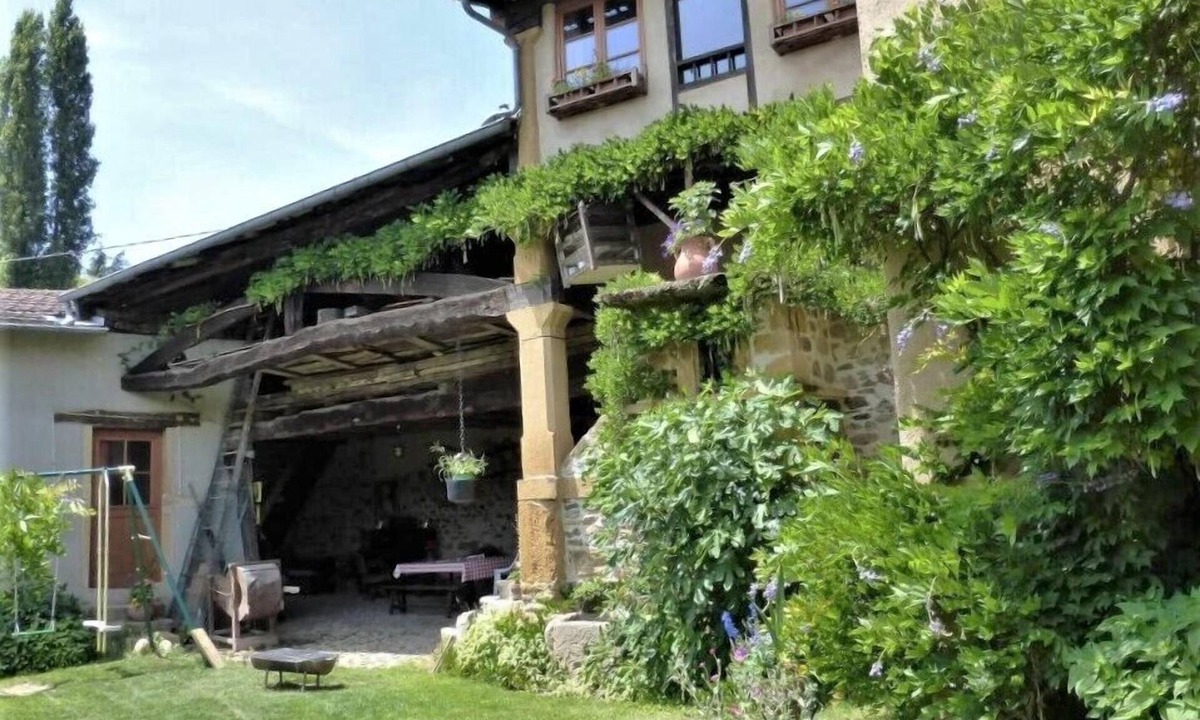 Bessenay House | Gîte du Mortier - BESSENAY