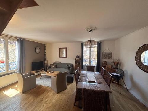 Chateauneuf-sur-Cher Apartment | Gîte du Palais 3 étoiles