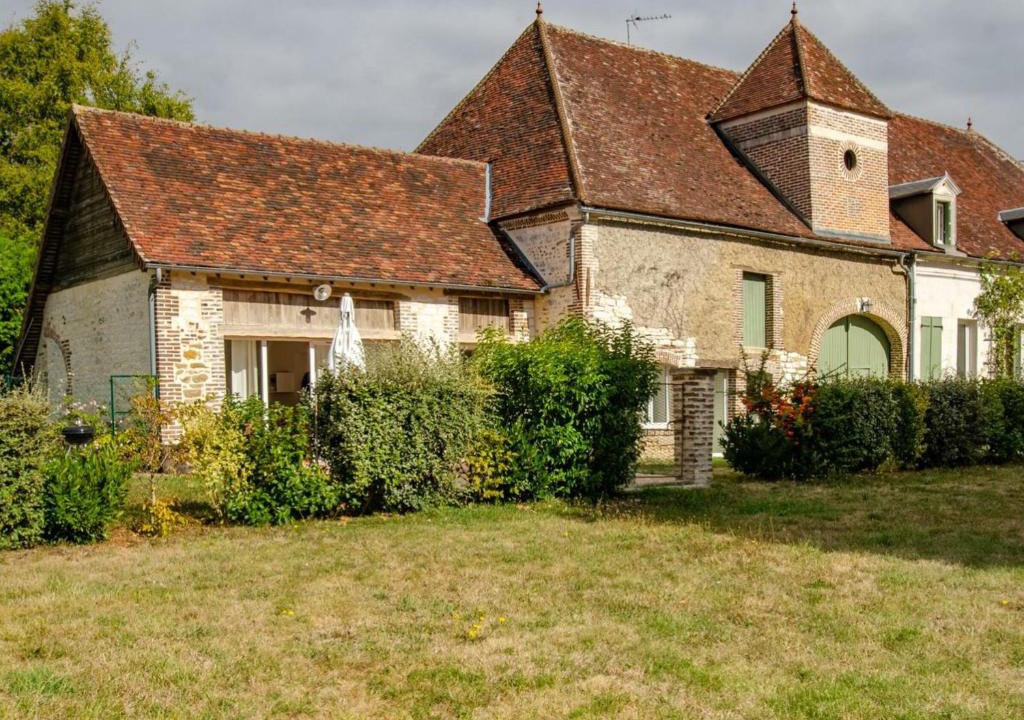 Eaux-Puiseaux House | Gîte Eaux-Puiseaux-Puiseaux, 3 pièces, 4 personnes - FR-1-543-101