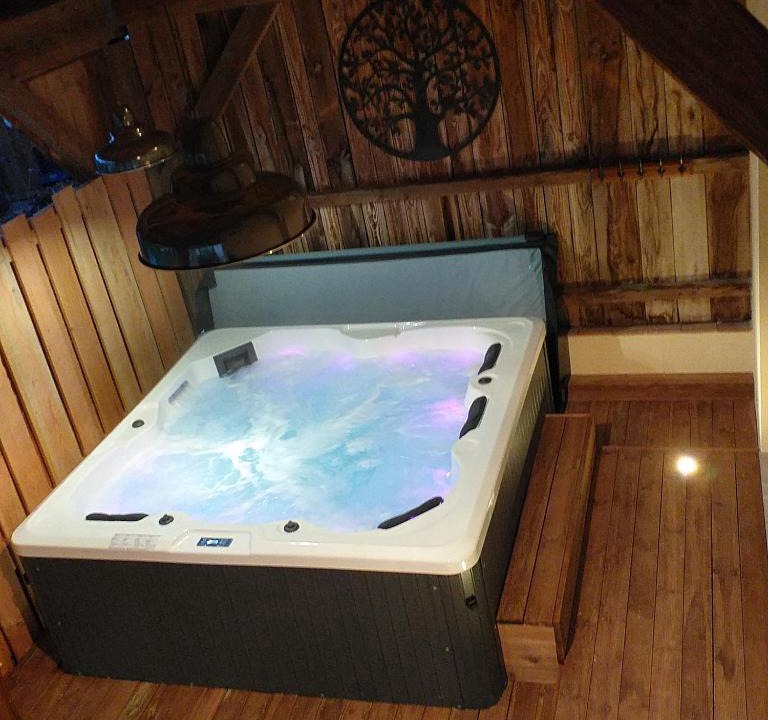 La Force House | Gîte jacuzzi La Libellule en Périgord