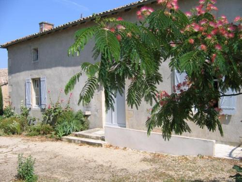 Romagne House | Gîte robale