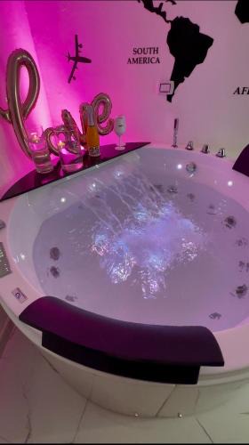 Oltretorrente Apartment | G-house