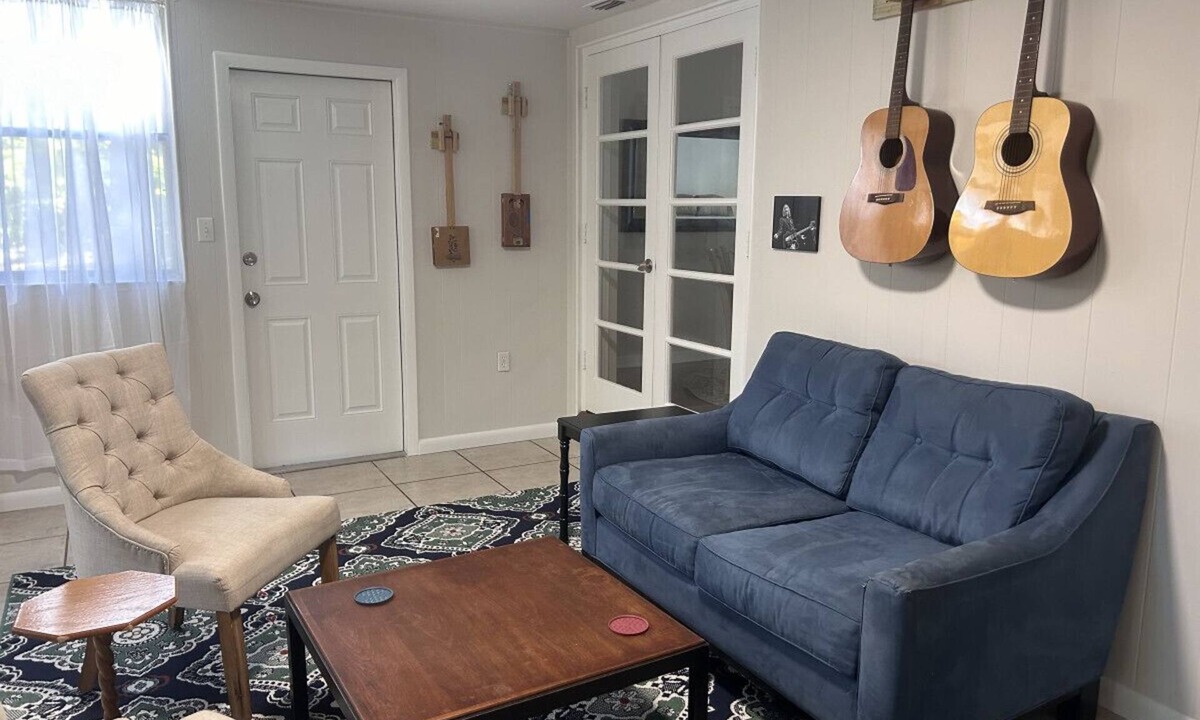 Gainesville House | Gainesville's Got Talent