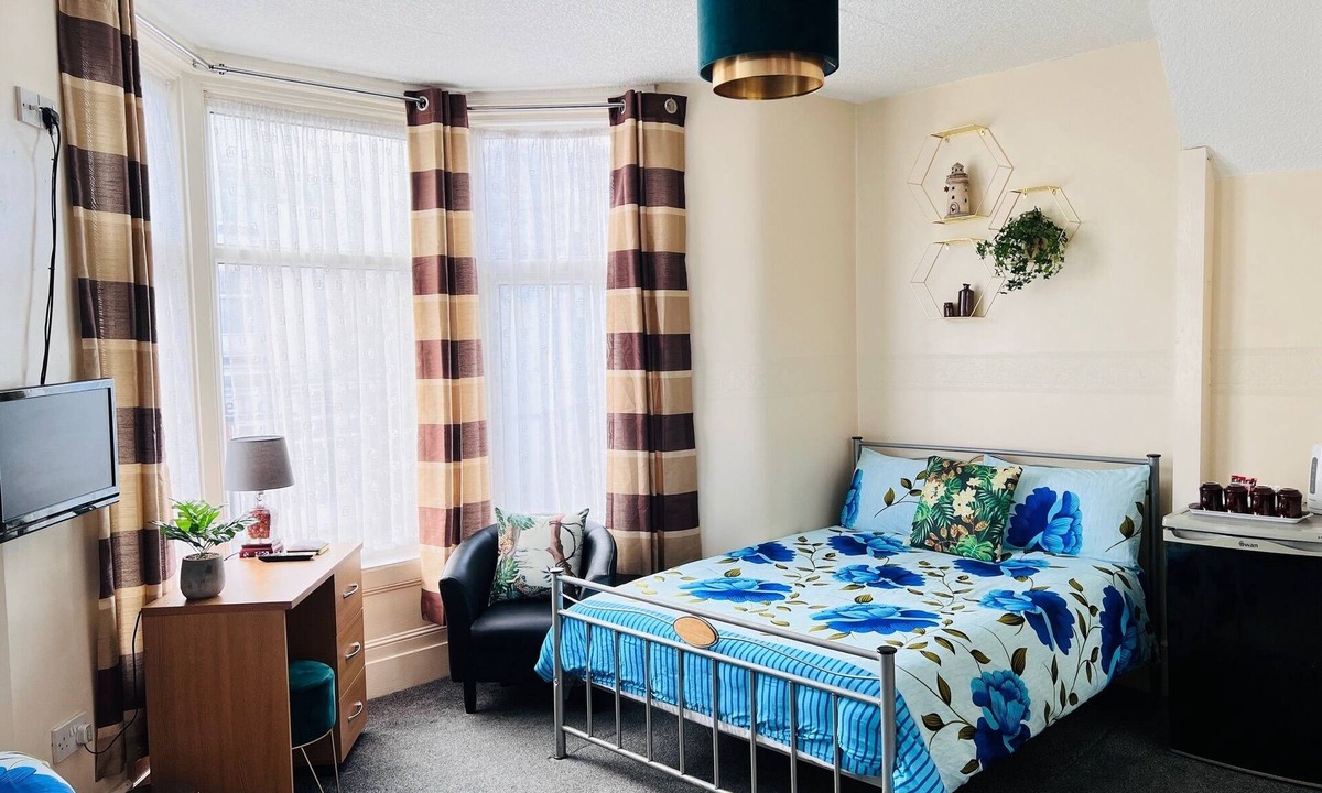 Blackpool Town Center Hotel | Galaxy Hotel