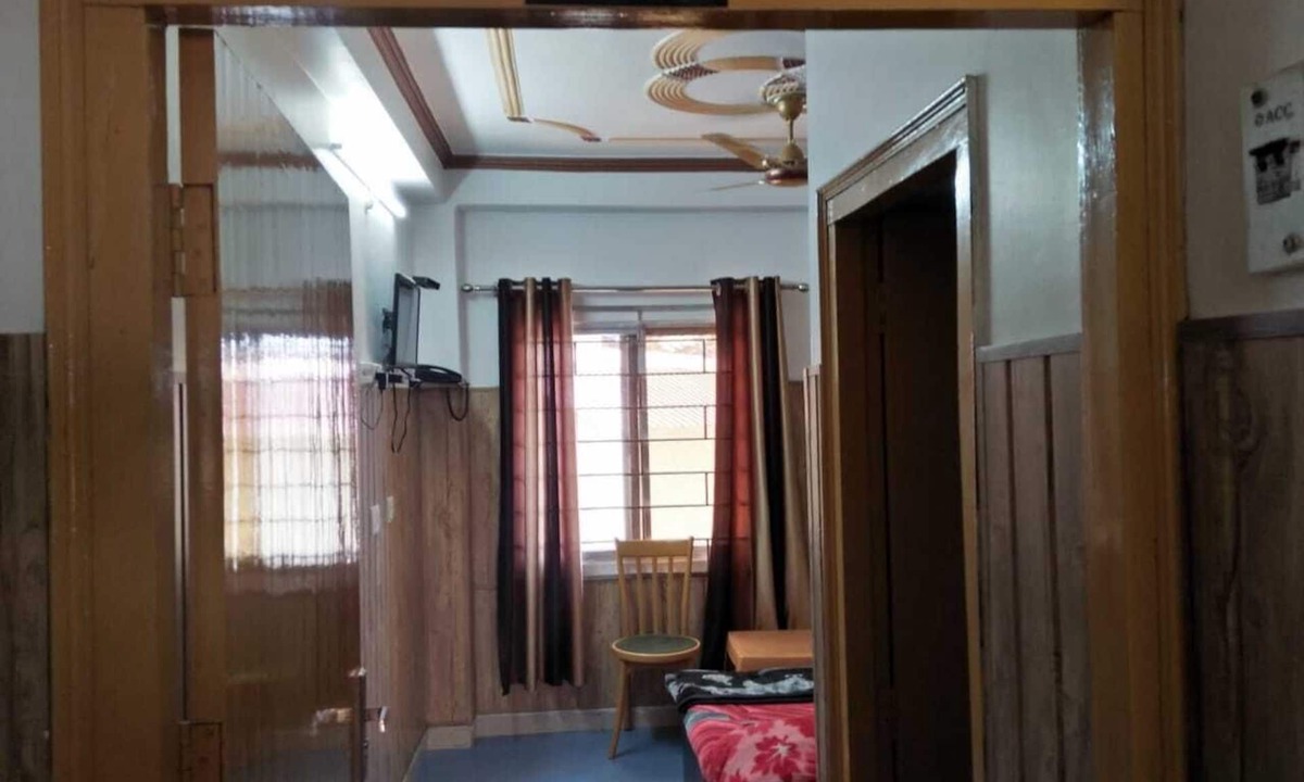 Lansdowne Hotel | Galaxy Hotel