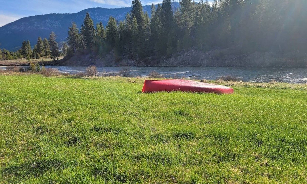 Gallatin Gateway Cabin | Gallatin River Getaway