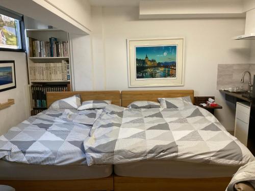 Higashi-osaka Apartment | Gallery Compass- Art Apartments Osaka with Breakfast Free Parking