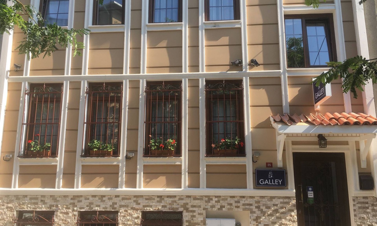 Sultanahmet Bed & Breakfast | Galley Hotel