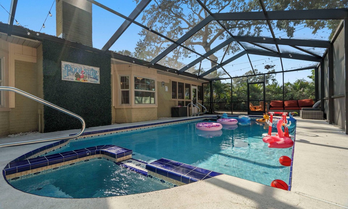 Clearwater House | Game House Oasis with Heated Pool & Hot Tub, 12 min to clearwater beach