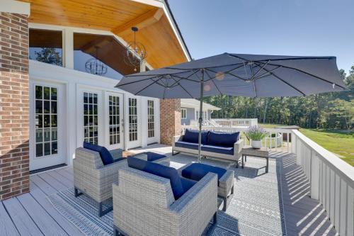 Louisburg House | Game Room & Fire Pit! Luxe Louisburg Farmhouse