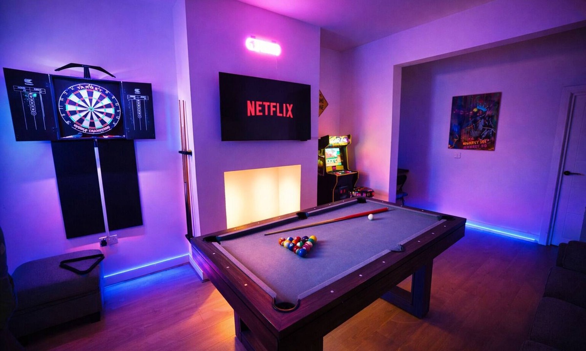 Eccles House | Game Zone House with Arcade & Pool