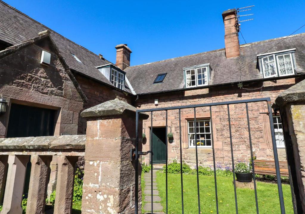 Chillingham House | Gamekeepers Cottage