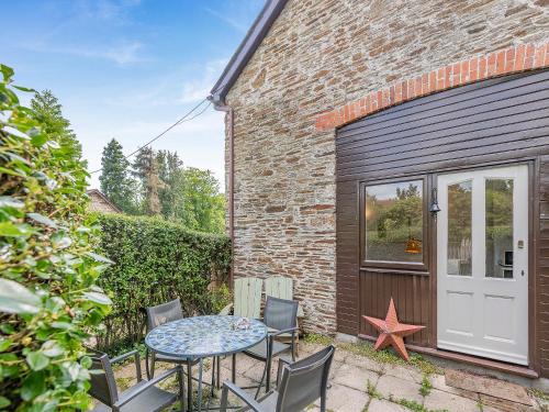 Ivybridge House | Gamekeepers Hide