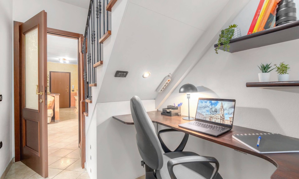 San Faustino-Madonnina-Quattroville Apartment | Ganden's Flat - One Bedroom Apartment, Sleeps 3