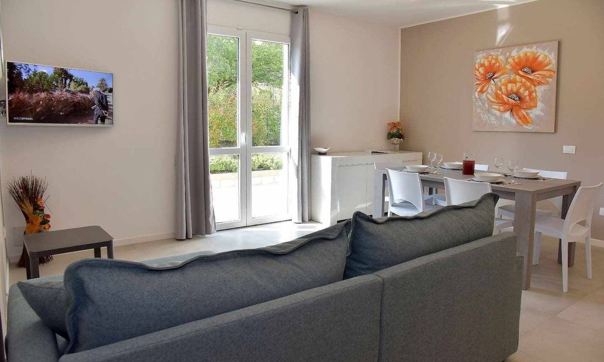 Monte Apartment | Garda Bloom | The Floral Flat Lake Garda
