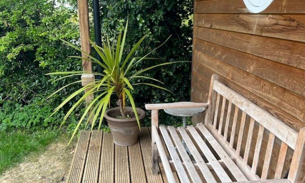Great Milton Cabin | Garden Studio near Le Manoir aux Quat’Saisons Oxford 15min drive, A40, M40