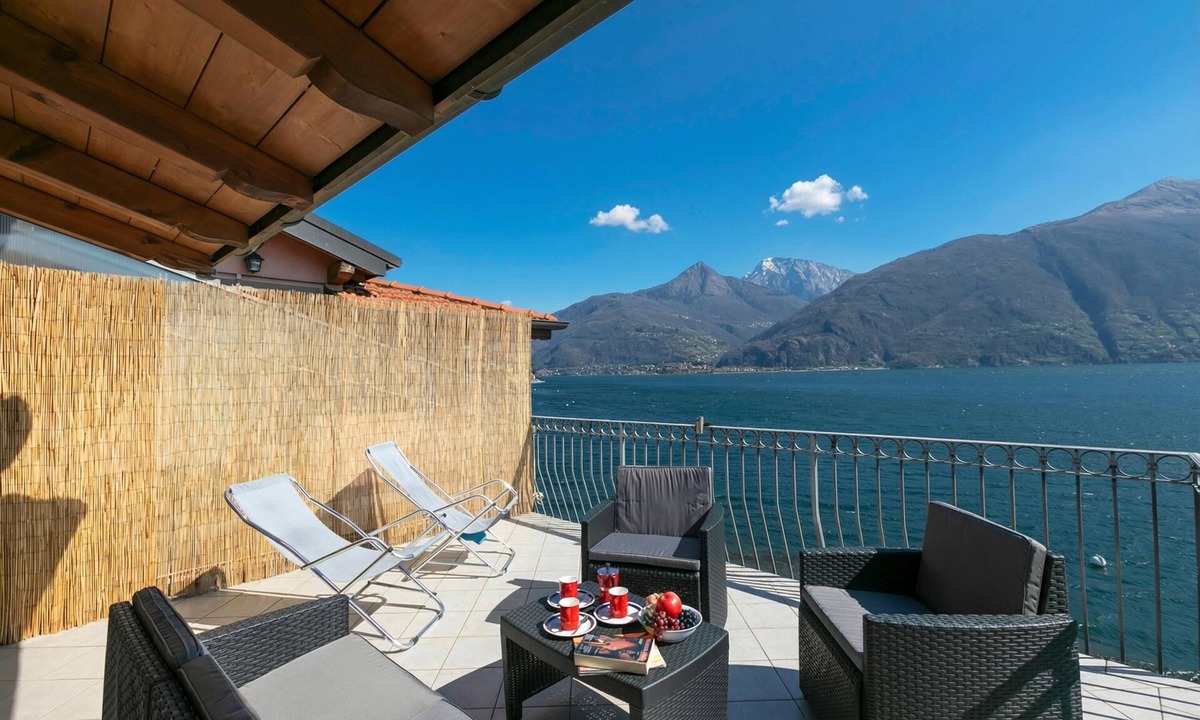 Santa Maria - Rezzonico Apartment | Garibaldi Lake view 3