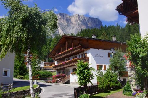 Pedraces Bed & Breakfast | Garni Flurida