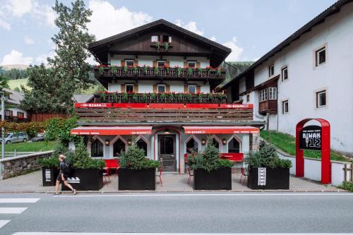 Sesto House | Garni Reider