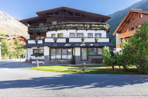 Vent House | Garni Stefani