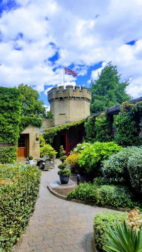 Hillsborough Hotel | Garrison Hotel