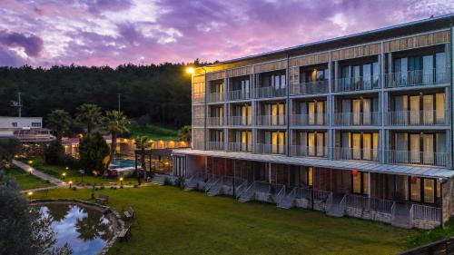 Ozbek Koyu Hotel | Garrya Romo Hotel
