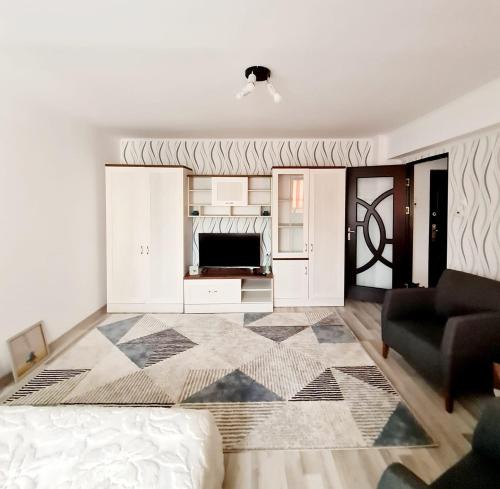Roman Apartment | Garsoniera