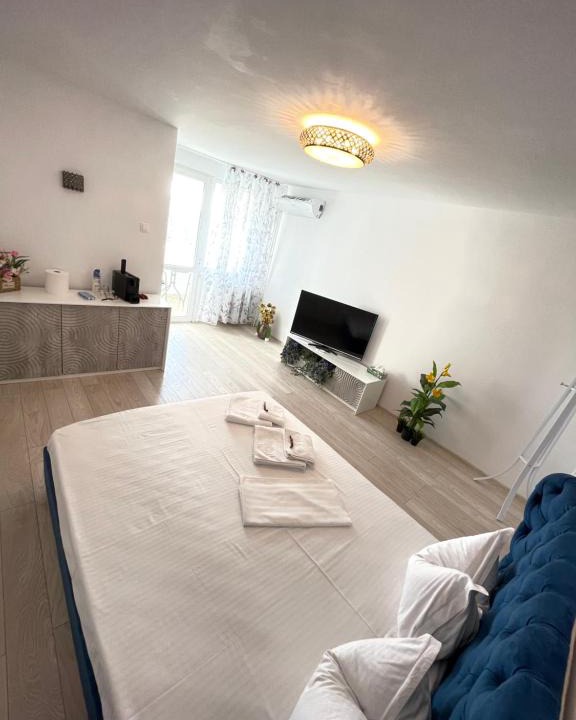 Sector 2 Apartment | Garsoniera2-STUDIO Oxygen-40mp NOU ! DIRECT in plaminul verde al Parcului National ! Parcare privata doar cu rezervare in limita locurilor disponibile ! Proprietate in regim hoteliep- NU ARE BUCATARIE !