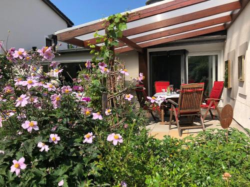Witzhelden Apartment | Gartenblick