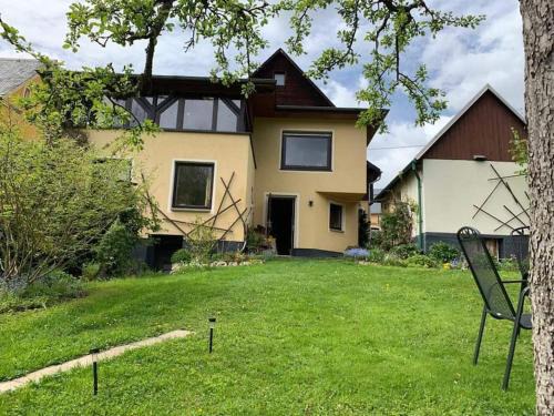 Hartenstein Apartment | Gartentraum, Feuergrill, Kids-Spielwelt, 4Räume