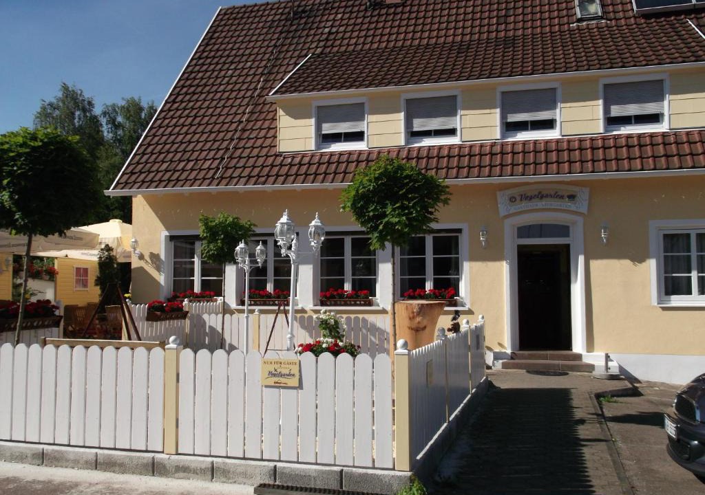 Eislingen/Fils House | Gasthaus Vogelgarten