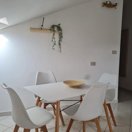 Sambuceto Apartment | Gate 25